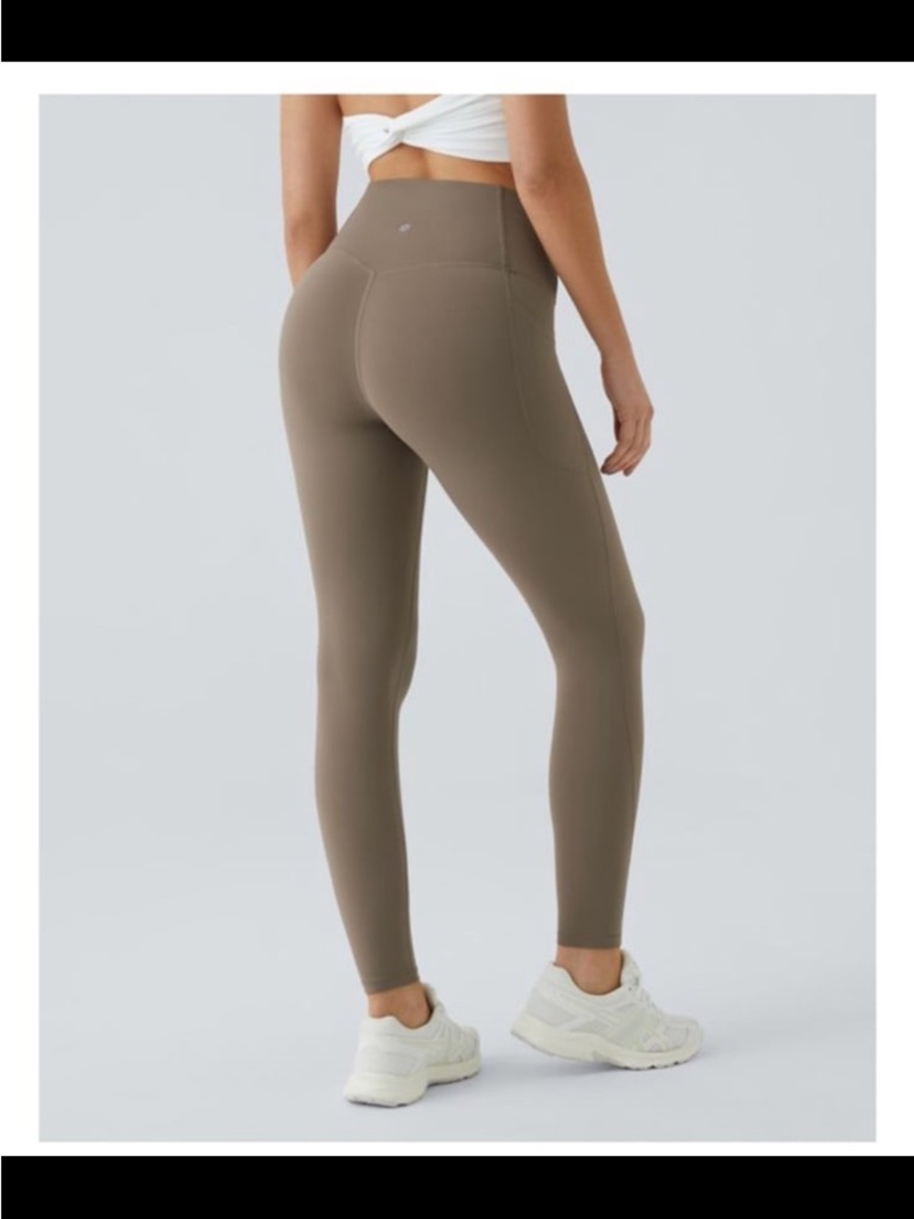 Halara UltraSculpt High Waisted Tummy Control Pocket Shaping Leggings Medium